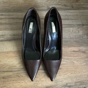 NEW Calvin Klein Brown heels - size 7.5